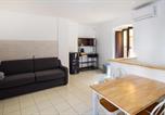 Location vacances  Province d'Isernia - Nice Home In Venafro With House A Mountain View-3