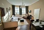 Location vacances Peterhof - Apartment London-2