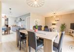Location vacances Saint-Martin-de-Varreville - Gite De Pauline-2