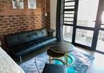 Location vacances Soccer city - Home in Maboneng 364-1