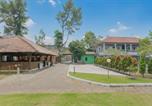 Location vacances Bogor - Overstay Villa Batu Megamendung Puncak Redpartner-2
