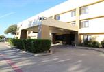 Hôtel Allen - Baymont by Wyndham Plano-1