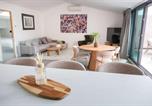 Location vacances Sète - Les Suites du Parc - Appartement d'exception au dernier étage avec une grande terrasse vue mer de 2 chambres face au parc Simone Veil à 2 minutes des halles-4