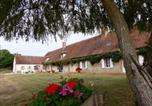 Location vacances  Allier - Grand gîte restauré avec climatisation, idéal pour familles - Fr-1-489-392-1