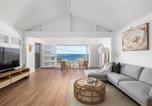 Location vacances One Mile - Waves at Boat Harbour, 65 Kingsley Dr - stunning house, fantastic waterviews and dog friendly-3