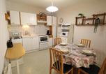 Location vacances Bagnères-de-Luchon - Appartement Luchon Centre - 2 Pièces - 4 Pers - Animaux Ok - Fr-1-313-247-3