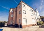 Location vacances Andernach - Apartment for 6 Modern retreat-1