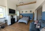 Location vacances Aberporth - Aberporth 2-Bed Cottage Sleeps 4 & Pet Friendly-1