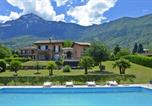 Location vacances Colico - Calla-1