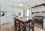 Location vacances Borso del Grappa - Belvilla by Oyo Villa Fiorita Due-4