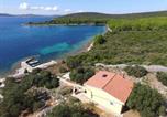 Location vacances  île de Pašman - House Johan-1