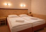 Location vacances Hruba Skala - Hotel Obří Sud Javorník-4