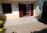 Location vacances  Charente-Maritime - Appartement à 300m de la plage de Nauzan avec terrasse, 5 couchages, animaux acceptés - Fr-1-494-79-1