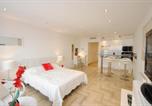 Location vacances Cannes - Gray d Albion Thi235-1