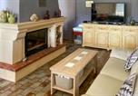 Location vacances Pernes-les-Fontaines - Nice Home In La Roque-Sur-Pernes-3