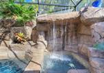 Location vacances Fort Myers - Coral Falls-Private Resort-Style Retreat with Pool, Spa, Tiki Hut-4