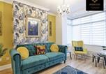 Location vacances Southend-on-Sea - Spacious 3 Bedroom and 2 Bathroom in Southend-on-Sea By Artisan Stays I Weekly or Monthly Stay Offer I Free Parking I Sleeps 7-2