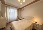 Location vacances Kiev - Apartments near Arena City-2