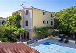 Location vacances Stari Grad - Apartments with swimming pool Stari Grad - Hvar - 22986-1