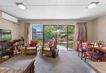 Location vacances Taupo - Shade and Serenity - Taupo Central Holiday Home-3