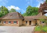 Location vacances Deux-Jumeaux - Beautiful Home In Colombieres With Wifi-1