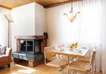 Location vacances  Haut lieu tectonique suisse Sardona - Apartment Bischofberger D22-1