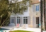 Location vacances  Charente-Maritime - Maison de vacances de charme avec piscine-4
