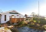 Location vacances Stenungsund - Lovely Home In Hakenäset With Sauna-2