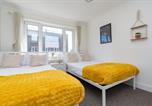 Location vacances Gare Harbour de Portsmouth - Open Mind Property - Four Bedroom House-2
