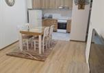 Location vacances  Donji Petrovci - Apartman Lazar-4