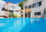 Location vacances Lac bleu - Villa Ivana heatead and saltwater Pool-1