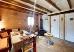 Location vacances Le Ménil - 2 Bedroom Beautiful Home In Le Ménil-2