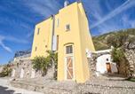 Location vacances  Province de Caserte - 3 Bedroom Stunning Home In Mondragone-2