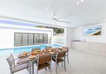 Location vacances Shoal Bay - 57 Tomaree Road House - Pool, Air-con, Wi-fi, Boat Parking-2