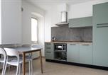 Location vacances Peschiera del Garda - Fiori sull'Acqua Apartments-2
