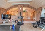 Location vacances Torup Strand - Cozy And Spacious Holiday Home Near Torup Strand Close To The North Sea,-3