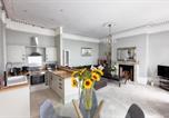 Location vacances Margate - Beach View: Stunning sea view & balcony apartment-2