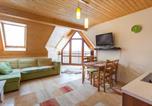 Location vacances  Kiry, Pologne - Why Not Apartament widokowy Staszelówka-3