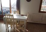 Location vacances Besse-et-Saint-Anastaise - Appartement cosy à Super-Besse pour 6 personnes avec parking - Fr-1-814-174-3