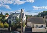 Location vacances Villeneuve-sous-Dammartin - Cozy nest with Netflix, Wi-Fi and parking included-4