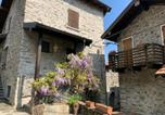 Location vacances  Province de Côme - Relax Cottage In Vercana-1
