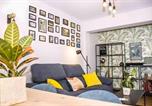 Location vacances Bains Arabes - The Clock Tower Apartment-1