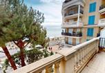 Location vacances Menton - Spacieux 3p en centre-ville avec terrasse vue mer à Menton - Fr-1-196-379-1