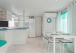 Location vacances Roquebrune-sur-Argens - Mobilhome au vert-4
