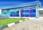 Location vacances  pongwe - Steps to Sand Oceanfront Uroa-1