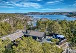 Location vacances Strömstad - Awesome Home In Skjærhalden With House A Panoramic View-2