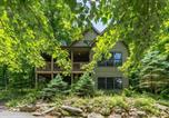 Location vacances Staunton - Wooded Mtn. Retreat with Wintergreen Advantage-1