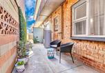 Location vacances Glenelg - Adventure Awaits - Footsteps from West Beach-2