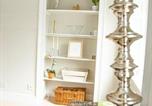 Location vacances Monkton Combe - Beautiful Georgian One Bedroom Apartment-3
