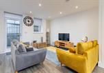 Location vacances Sandown - Jollys-Contemporary Beachfront Property, Pet Friendly with optional Hot Tub-1